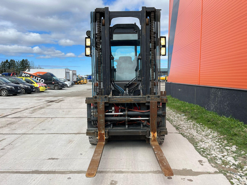 Kalmar DCE 50-6 HM - Dieselstapler: das Bild 3 Kalmar DCE 50-6 HM - Dieselstapler: das Bild 3