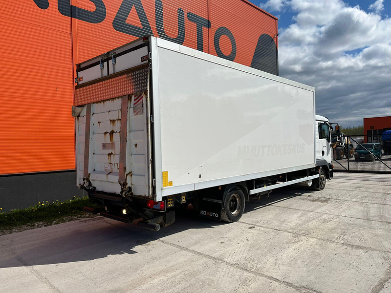 Koffer LKW MAN TGL 12.240 4x2 BOX L=6812 mm: das Bild 5