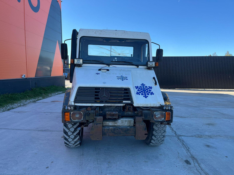 Mercedes-Benz Unimog U130 4x4 - Sattelzugmaschine: das Bild 3 Mercedes-Benz Unimog U130 4x4 - Sattelzugmaschine: das Bild 3