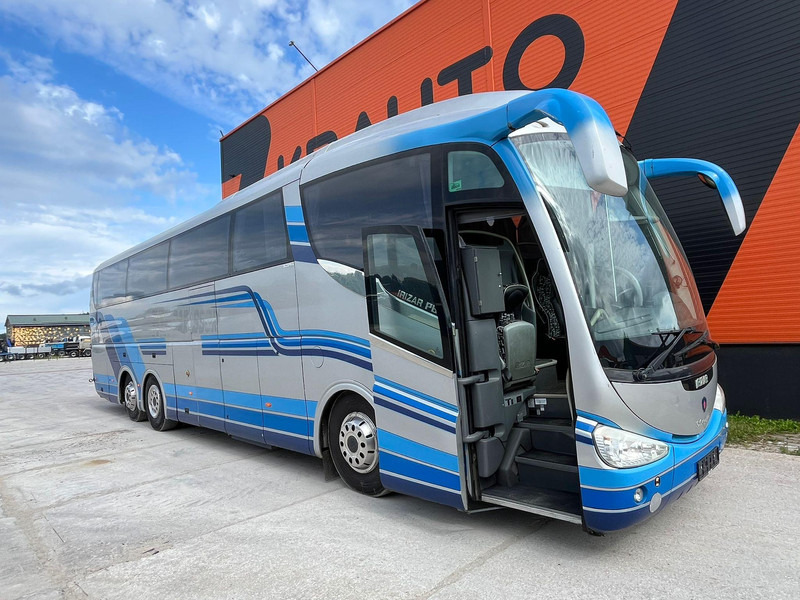 Scania K 440 Irizar PB 6x2*4 50 SEATS / AC / AUXILIARY HEATING / WC - Reisebus: das Bild 1 Scania K 440 Irizar PB 6x2*4 50 SEATS / AC / AUXILIARY HEATING / WC - Reisebus: das Bild 1