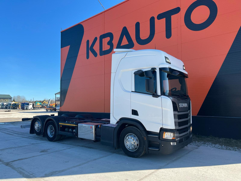 Scania R 450 6x2*4 9 TON FRONT AXLE / RETARDER / CHASSIS L=7286 mm - Fahrgestell LKW: das Bild 4 Scania R 450 6x2*4 9 TON FRONT AXLE / RETARDER / CHASSIS L=7286 mm - Fahrgestell LKW: das Bild 4