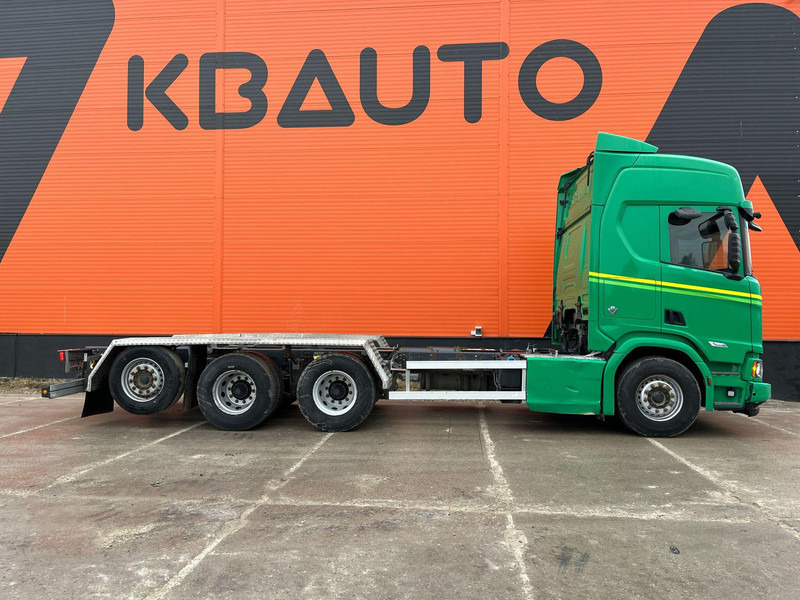 Scania R 580 8x4*4 9 TON FRONT AXLE / PTO / RETARDER - Fahrgestell LKW: das Bild 4 Scania R 580 8x4*4 9 TON FRONT AXLE / PTO / RETARDER - Fahrgestell LKW: das Bild 4