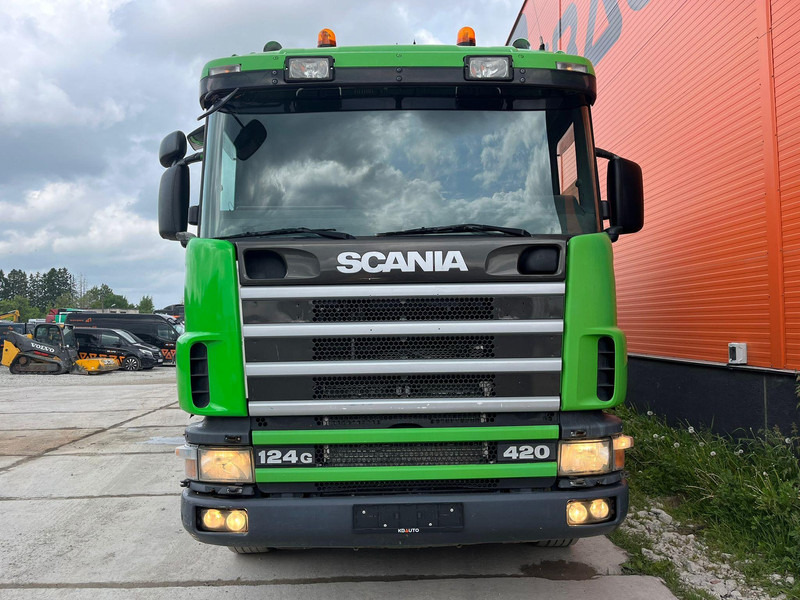 Scania R124 8x4 TANK 12000 l / VACUUM Disab P210/9 - 7800 m3/h / 1182 hours - Saug-/ Spülfahrzeug: das Bild 2 Scania R124 8x4 TANK 12000 l / VACUUM Disab P210/9 - 7800 m3/h / 1182 hours - Saug-/ Spülfahrzeug: das Bild 2