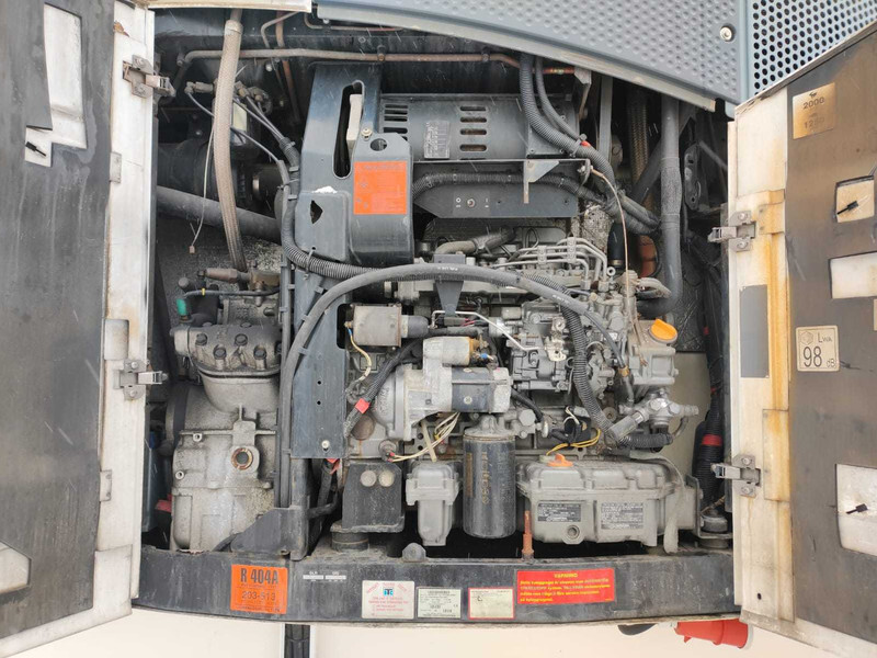 THERMO KING SLX SPECTRUM REFRIGERATION UNIT / KÜLMASEADE - Kühlkofferaufbau: das Bild 2 THERMO KING SLX SPECTRUM REFRIGERATION UNIT / KÜLMASEADE - Kühlkofferaufbau: das Bild 2