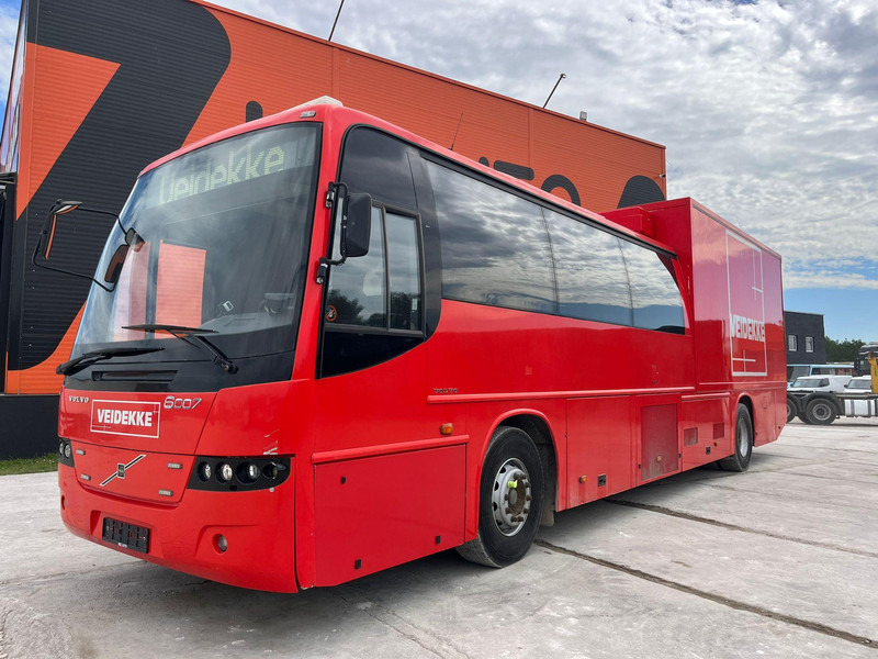 Volvo B12M 4x2 14 SEATS / AC / AUXILIARY HEATING / WC / KITCHEN - Überlandbus: das Bild 1 Volvo B12M 4x2 14 SEATS / AC / AUXILIARY HEATING / WC / KITCHEN - Überlandbus: das Bild 1