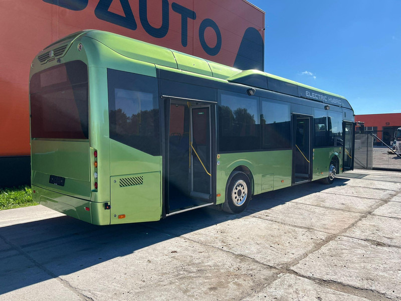 Volvo B5LH 7900 HC 4x2 HYBRID / AC / AUXILIARY HEATING - Linienbus: das Bild 4 Volvo B5LH 7900 HC 4x2 HYBRID / AC / AUXILIARY HEATING - Linienbus: das Bild 4