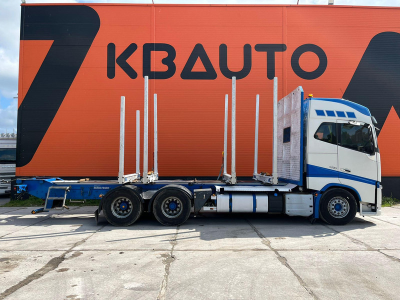Volvo FH 16 750 6x4 HYDRAULICS - Holztransporter, Autokran: das Bild 4 Volvo FH 16 750 6x4 HYDRAULICS - Holztransporter, Autokran: das Bild 4