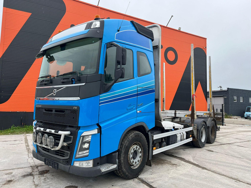 Volvo FH 540 6x4 HYDRAULICS - Holztransporter, Autokran: das Bild 2 Volvo FH 540 6x4 HYDRAULICS - Holztransporter, Autokran: das Bild 2