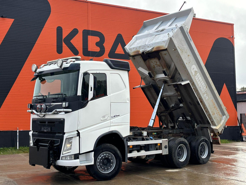 Volvo FH 540 6x4 RETARDER / TANDEM AXLE LIFT / SNOWPLOW EQUIPMENT / BOX L = 4473 mm - Kipper: das Bild 2 Volvo FH 540 6x4 RETARDER / TANDEM AXLE LIFT / SNOWPLOW EQUIPMENT / BOX L = 4473 mm - Kipper: das Bild 2