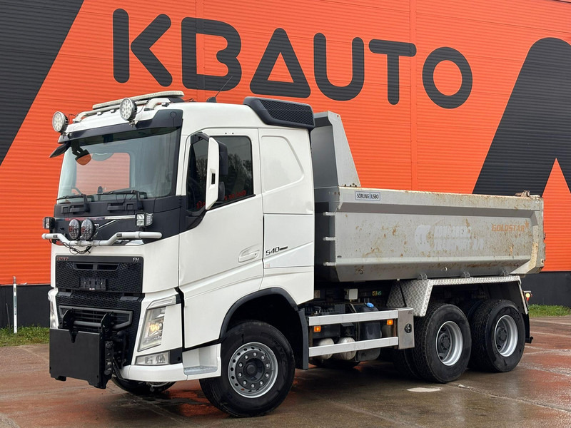 Volvo FH 540 6x4 RETARDER / TANDEM AXLE LIFT / SNOWPLOW EQUIPMENT / BOX L = 4473 mm - Kipper: das Bild 1 Volvo FH 540 6x4 RETARDER / TANDEM AXLE LIFT / SNOWPLOW EQUIPMENT / BOX L = 4473 mm - Kipper: das Bild 1