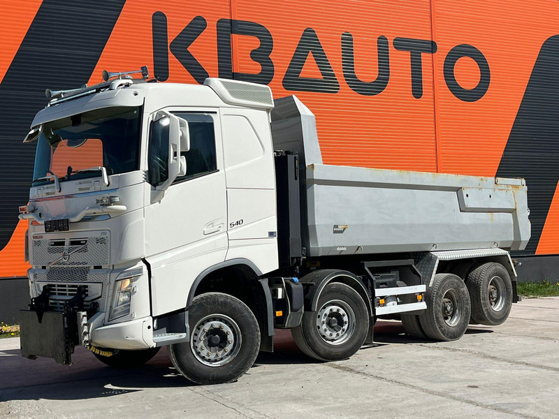 Volvo FH 540 8x4 RETARDER / TANDEM AXLE LIFT / BIG AXLES / BOX L=5704 mm - Kipper: das Bild 1 Volvo FH 540 8x4 RETARDER / TANDEM AXLE LIFT / BIG AXLES / BOX L=5704 mm - Kipper: das Bild 1