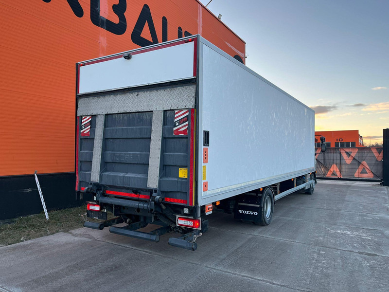 Volvo FL 210 4x2 BOX L=8764 - Koffer LKW: das Bild 5 Volvo FL 210 4x2 BOX L=8764 - Koffer LKW: das Bild 5