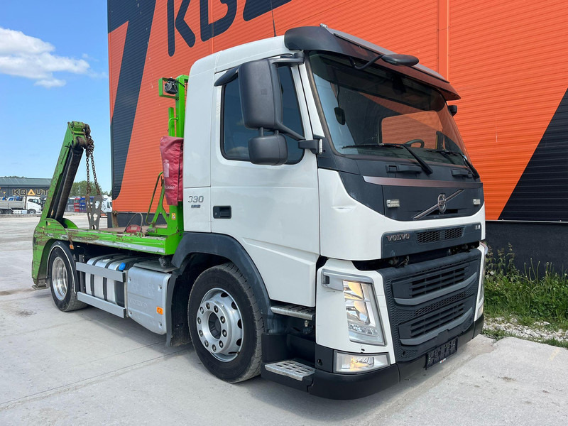 Volvo FM 330 4x2 JOAB TL 8 AO C - Absetzkipper: das Bild 4 Volvo FM 330 4x2 JOAB TL 8 AO C - Absetzkipper: das Bild 4