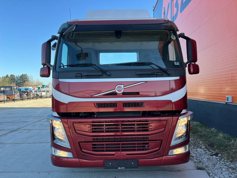 Volvo FM 330 6x2*4 ONLY 57587 km !!! / HYDRAULICS / CHASSIS L=7740 MM - Containerwagen/ Wechselfahrgestell LKW: das Bild 3 Volvo FM 330 6x2*4 ONLY 57587 km !!! / HYDRAULICS / CHASSIS L=7740 MM - Containerwagen/ Wechselfahrgestell LKW: das Bild 3