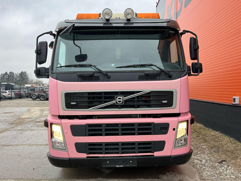 Volvo FM 330 6x2 TANK 14000 l / VACUUM JUROP PR 200 - Saug-/ Spülfahrzeug: das Bild 2 Volvo FM 330 6x2 TANK 14000 l / VACUUM JUROP PR 200 - Saug-/ Spülfahrzeug: das Bild 2