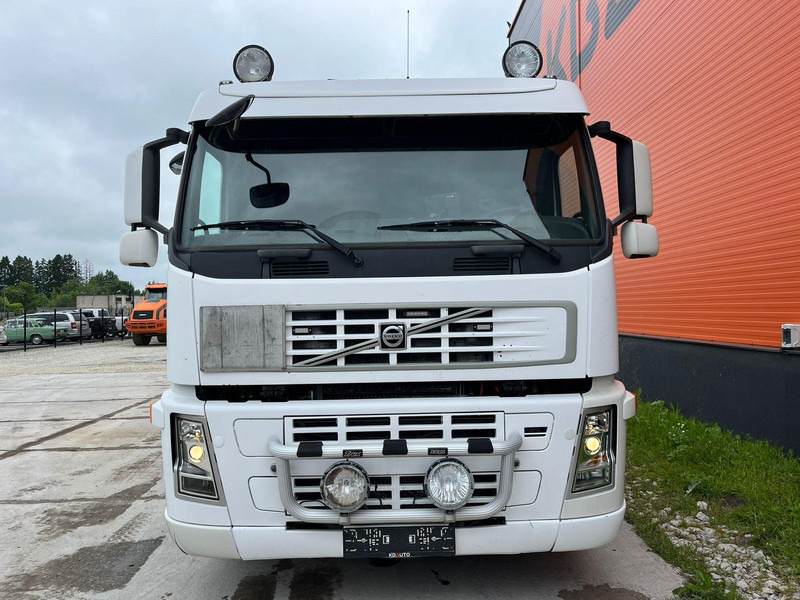 Volvo FM 410 6x2*4 HYDRAULICS / CHASSIS L=6875 mm - Fahrgestell LKW: das Bild 3 Volvo FM 410 6x2*4 HYDRAULICS / CHASSIS L=6875 mm - Fahrgestell LKW: das Bild 3