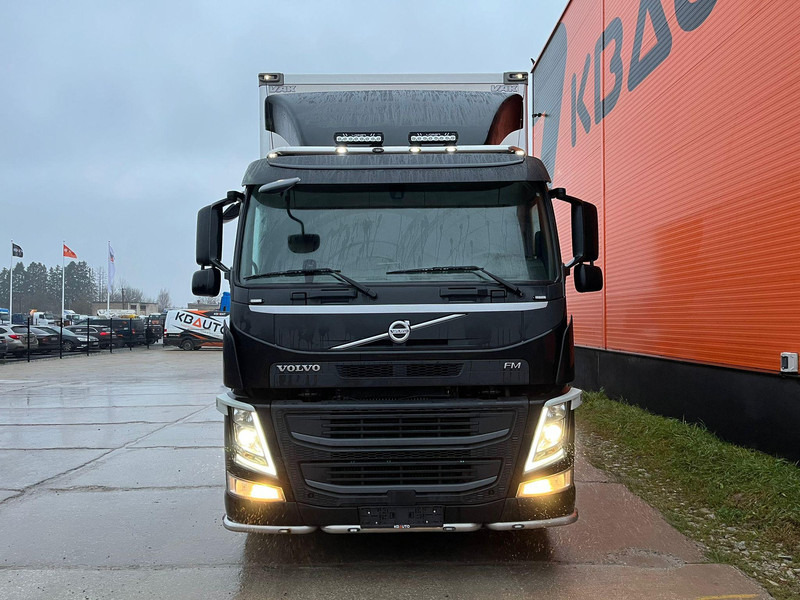 Volvo FM 420 6x2 ADBLUE PROGRAMMED OFF / BOX HEATING / BOX L=9977 mm - Koffer LKW: das Bild 2 Volvo FM 420 6x2 ADBLUE PROGRAMMED OFF / BOX HEATING / BOX L=9977 mm - Koffer LKW: das Bild 2