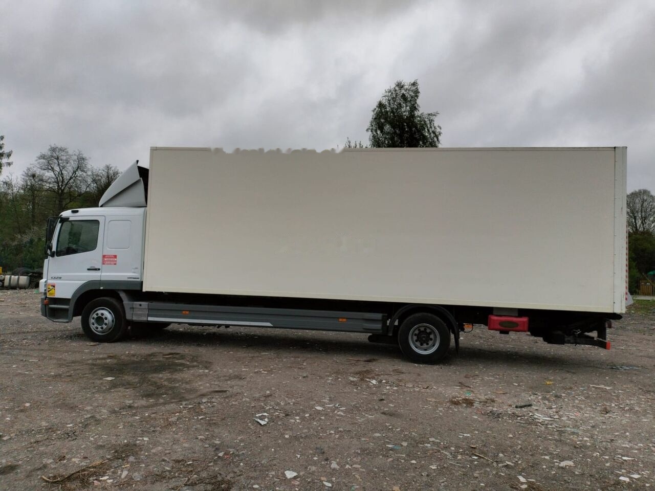 Mercedes-Benz ATEGO 1329 - Isotherm LKW: das Bild 5 Mercedes-Benz ATEGO 1329 - Isotherm LKW: das Bild 5
