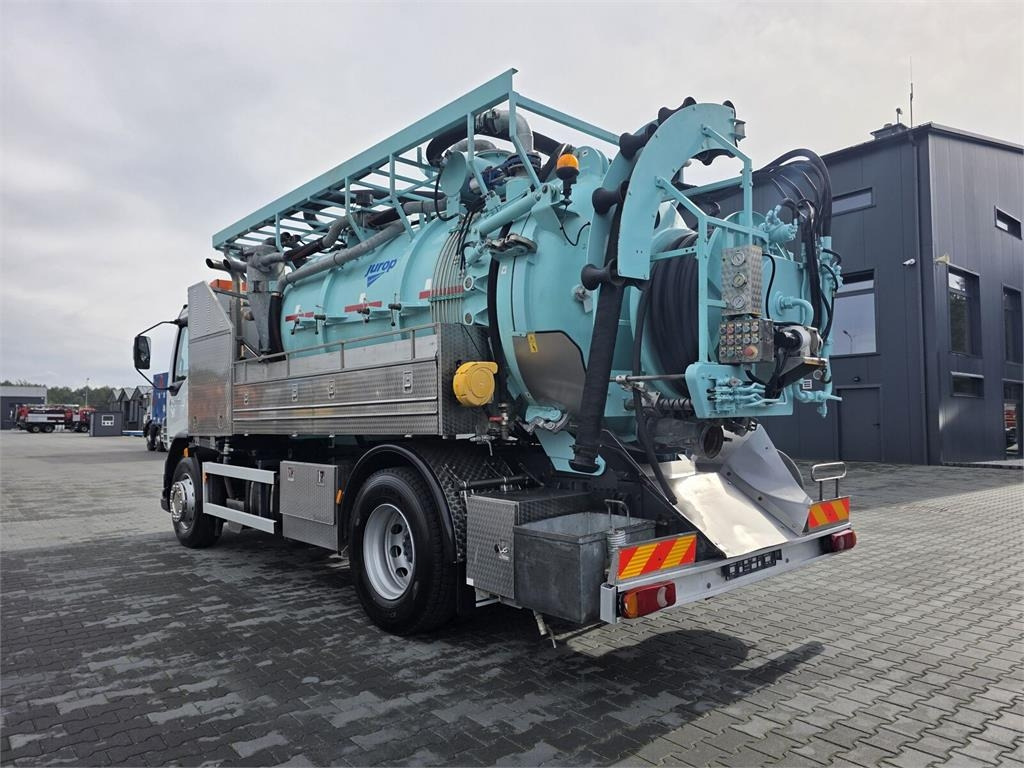 DAF WUKO JUROP KOMBI FOR SEWAGE CLEANING - Saug-/ Spülfahrzeug: das Bild 5 DAF WUKO JUROP KOMBI FOR SEWAGE CLEANING - Saug-/ Spülfahrzeug: das Bild 5