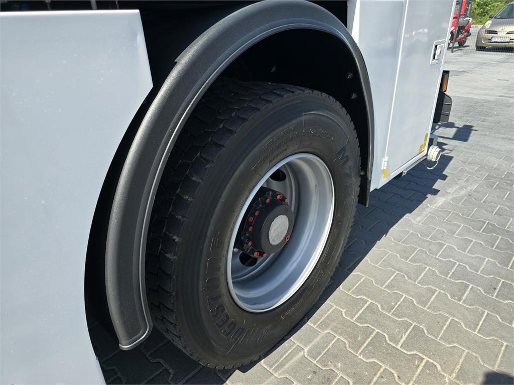 Kommunal-/ Sonderfahrzeug Renault 4x2 WUKO RIVARD for collecting liquid waste: das Bild 15 Kommunal-/ Sonderfahrzeug Renault 4x2 WUKO RIVARD for collecting liquid waste: das Bild 15