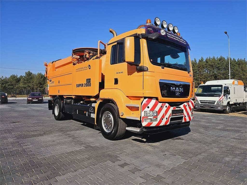 MAN Wiedemann SUPER 2000 4x2 WUKO RECYKLING for collec - Saug-/ Spülfahrzeug: das Bild 2 MAN Wiedemann SUPER 2000 4x2 WUKO RECYKLING for collec - Saug-/ Spülfahrzeug: das Bild 2