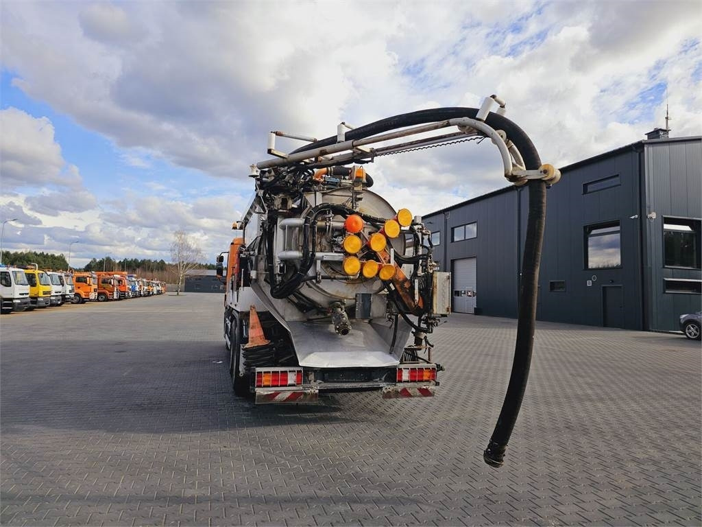 Mercedes-Benz WUKO KROLL COMBI FOR SEWER CLEANING - Saug-/ Spülfahrzeug: das Bild 3 Mercedes-Benz WUKO KROLL COMBI FOR SEWER CLEANING - Saug-/ Spülfahrzeug: das Bild 3