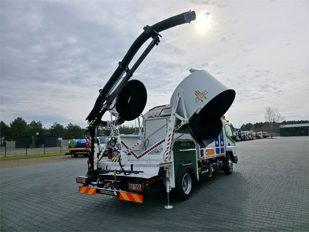 Mitsubishi CANTER odkurzacz koparka ssąca Saugbagger CITY SAU - Saug-/ Spülfahrzeug: das Bild 1 Mitsubishi CANTER odkurzacz koparka ssąca Saugbagger CITY SAU - Saug-/ Spülfahrzeug: das Bild 1