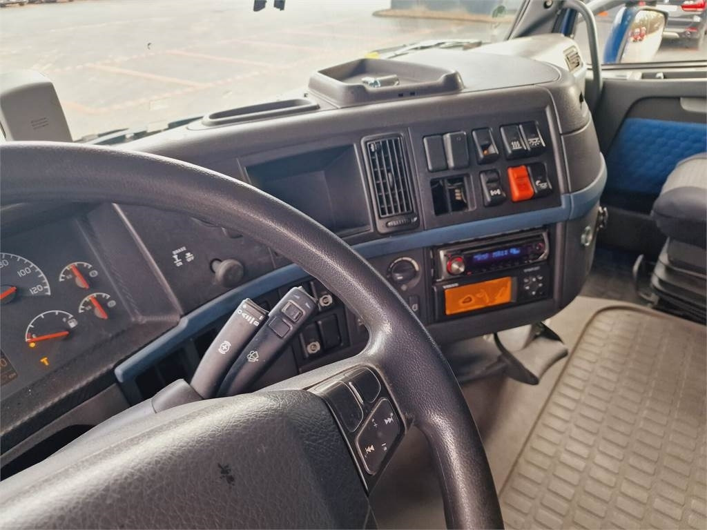 Volvo FH 13 440 - Sattelzugmaschine: das Bild 2 Volvo FH 13 440 - Sattelzugmaschine: das Bild 2