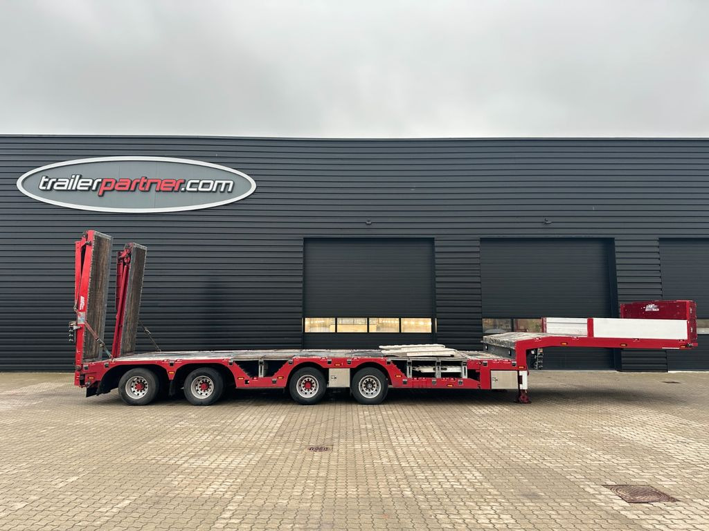 Emtech AMT 4 achs tieflader / radmulden / zwangslenkung Emtech AMT 4 achs tieflader / radmulden / zwangslenkung - Tieflader Auflieger: das Bild 1 Emtech AMT 4 achs tieflader / radmulden / zwangslenkung Emtech AMT 4 achs tieflader / radmulden / zwangslenkung - Tieflader Auflieger: das Bild 1