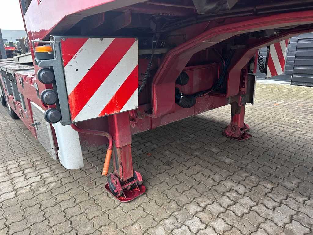 Emtech AMT 4 achs tieflader / radmulden / zwangslenkung Emtech AMT 4 achs tieflader / radmulden / zwangslenkung - Tieflader Auflieger: das Bild 3 Emtech AMT 4 achs tieflader / radmulden / zwangslenkung Emtech AMT 4 achs tieflader / radmulden / zwangslenkung - Tieflader Auflieger: das Bild 3