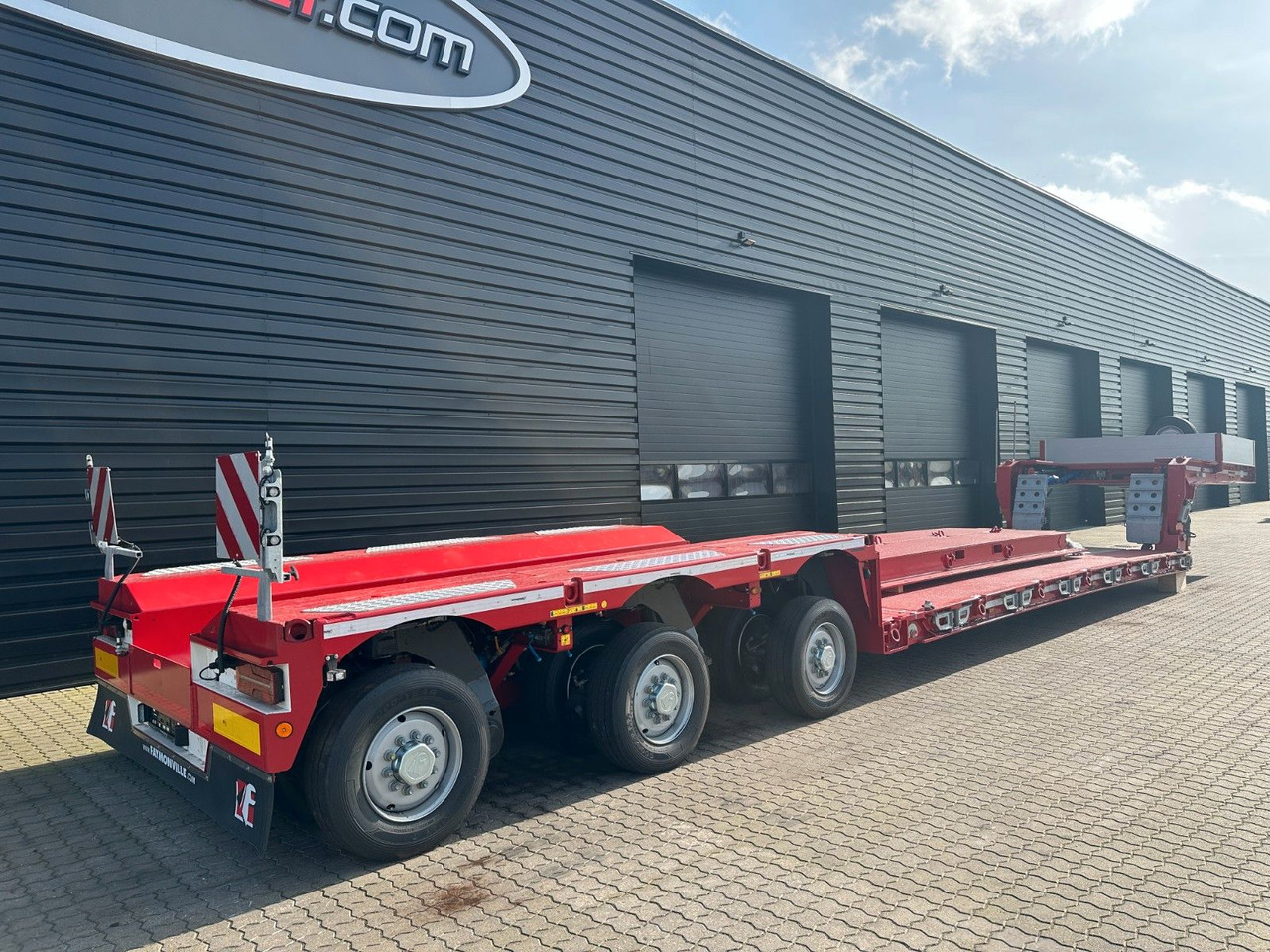 Faymonville Megamax 3 achs tiefbett / Pendelachsen - Tieflader Auflieger: das Bild 2 Faymonville Megamax 3 achs tiefbett / Pendelachsen - Tieflader Auflieger: das Bild 2