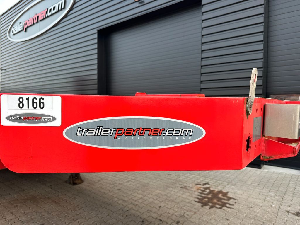 Goldhofer Tieflader / Zwangslenkung / ausziehbar Goldhofer Tieflader / Zwangslenkung / ausziehbar - Tieflader Auflieger: das Bild 4 Goldhofer Tieflader / Zwangslenkung / ausziehbar Goldhofer Tieflader / Zwangslenkung / ausziehbar - Tieflader Auflieger: das Bild 4