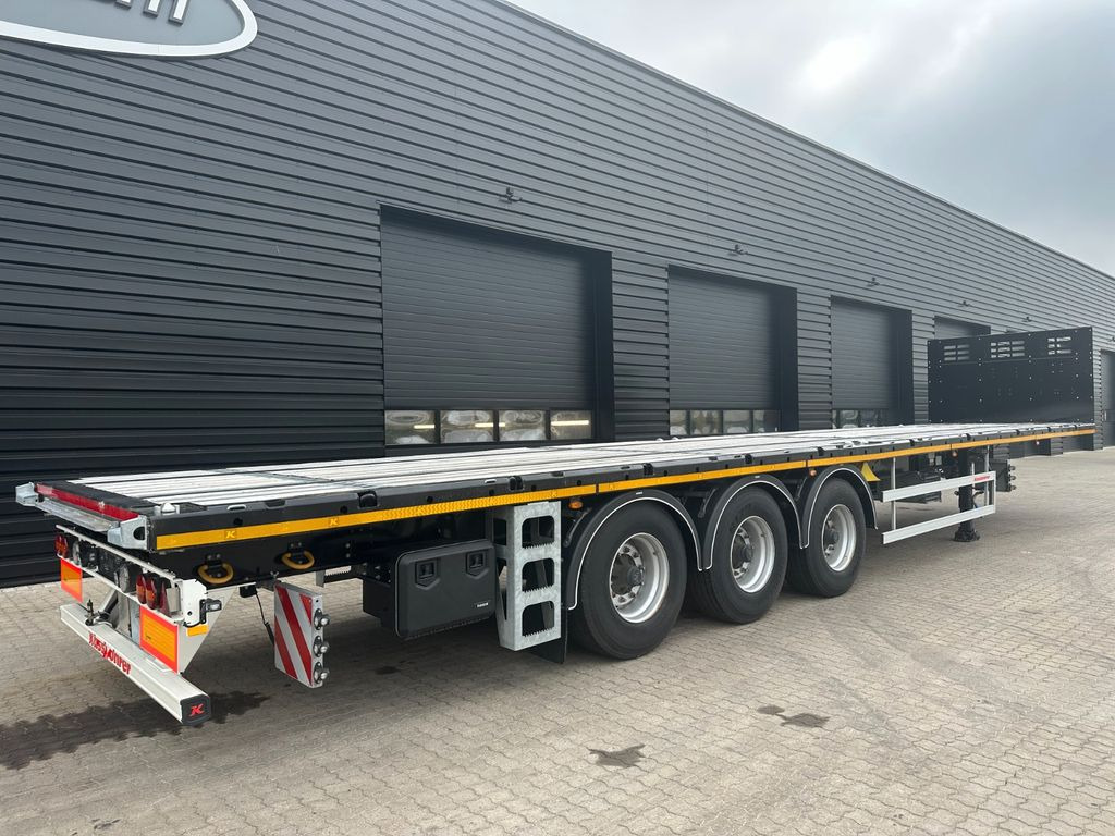 Kässbohrer 3 achs 13.600 mm Plateu - Tieflader Auflieger: das Bild 2 Kässbohrer 3 achs 13.600 mm Plateu - Tieflader Auflieger: das Bild 2