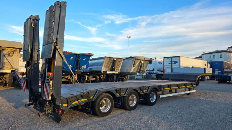 INVEPE-JOLUSO SR329 CNN600 - Tieflader Auflieger: das Bild 1 INVEPE-JOLUSO SR329 CNN600 - Tieflader Auflieger: das Bild 1