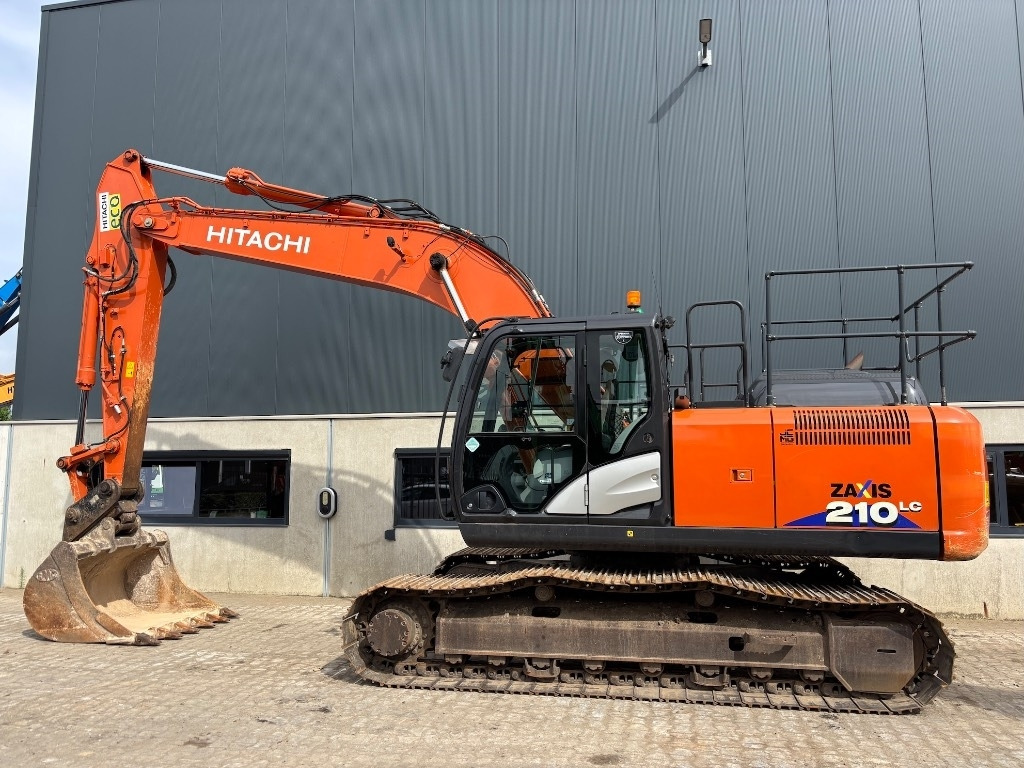 Hitachi ZX 210 LC-6 - ZX210 - Kettenbagger: das Bild 2 Hitachi ZX 210 LC-6 - ZX210 - Kettenbagger: das Bild 2