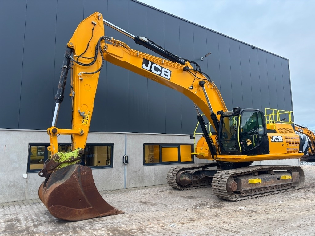 JCB JS370LC -- JS 370 LC -- Full options - Kettenbagger: das Bild 1 JCB JS370LC -- JS 370 LC -- Full options - Kettenbagger: das Bild 1