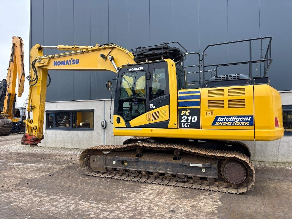 Komatsu PC210LC-10 - PC 210 LC-10 - PC 210 - PC210LC-11 - Kettenbagger: das Bild 2 Komatsu PC210LC-10 - PC 210 LC-10 - PC 210 - PC210LC-11 - Kettenbagger: das Bild 2