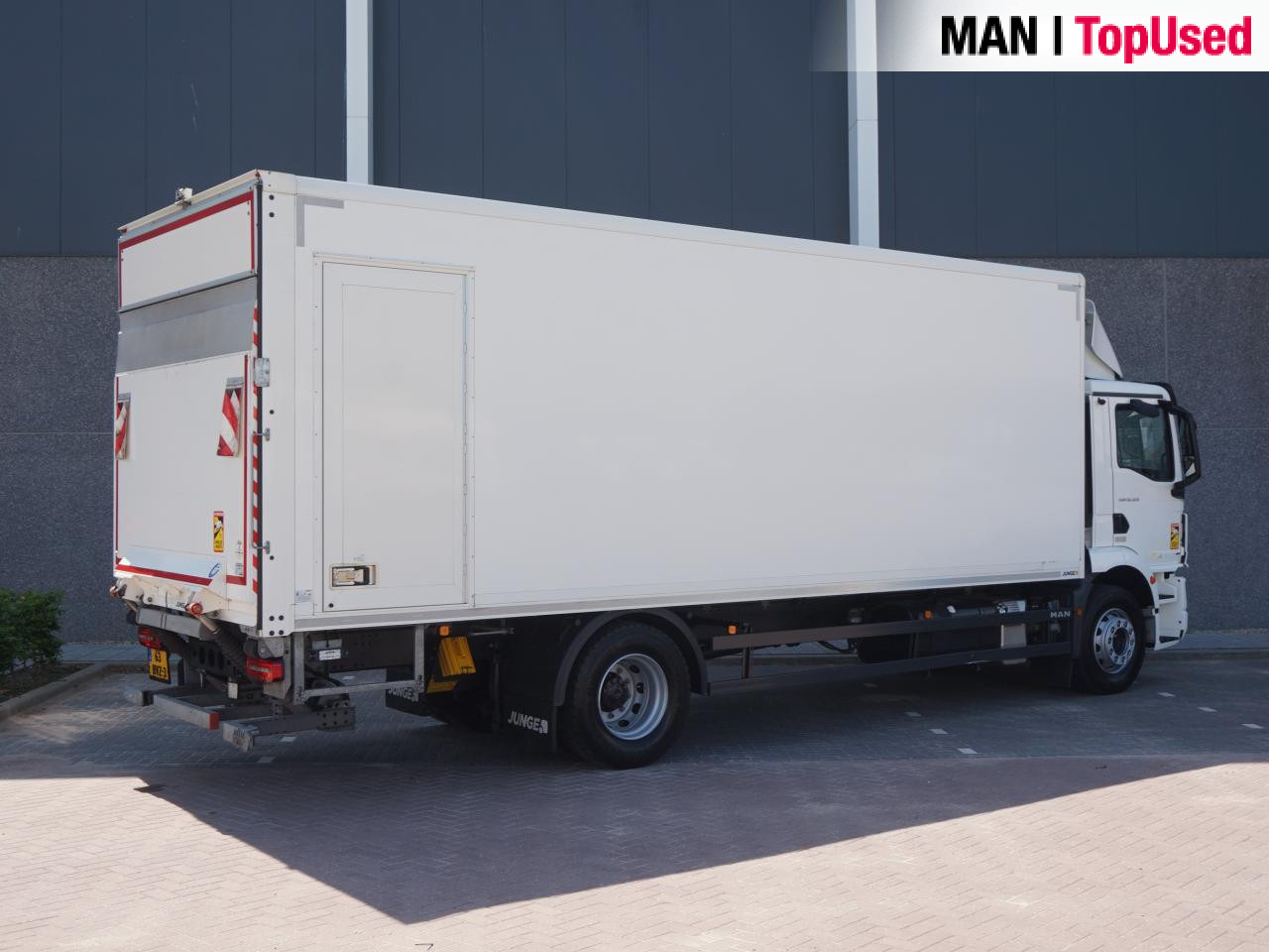 Pritsche LKW MAN TGM 18.320 4x2 BL CH: das Bild 8