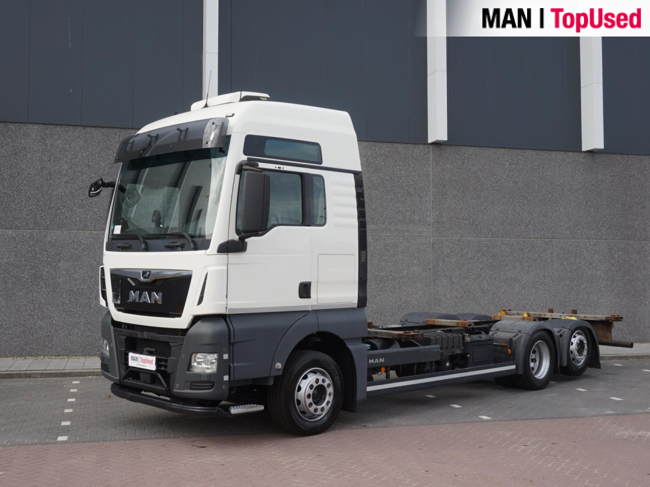 MAN TGX 26.510 6X2-4 LL / BDF / Lift-Axle / Euro 6 - Containerwagen/ Wechselfahrgestell LKW: das Bild 1 MAN TGX 26.510 6X2-4 LL / BDF / Lift-Axle / Euro 6 - Containerwagen/ Wechselfahrgestell LKW: das Bild 1