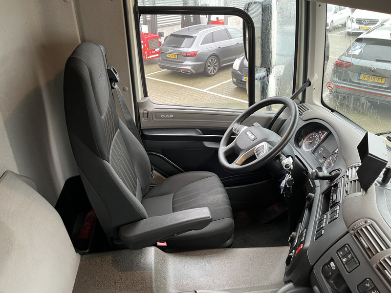 DAF CF 260 FA / 18 Ton / 166 dkm / Box 7.5 m / Laadklep / APK 05-25 - Koffer LKW: das Bild 3 DAF CF 260 FA / 18 Ton / 166 dkm / Box 7.5 m / Laadklep / APK 05-25 - Koffer LKW: das Bild 3
