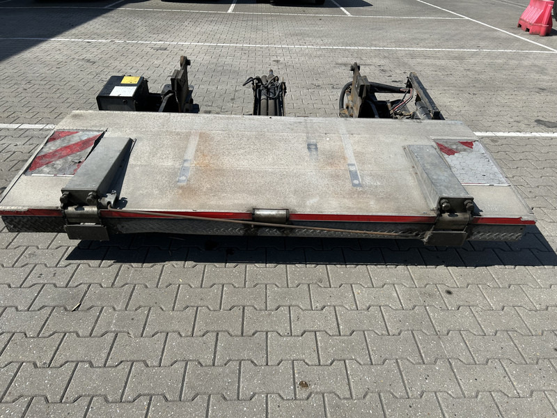 Dhollandia DHSV.20 / 2018 / Laadklep / Plateaumaat 240 x 170 cm - Ladebordwand: das Bild 3 Dhollandia DHSV.20 / 2018 / Laadklep / Plateaumaat 240 x 170 cm - Ladebordwand: das Bild 3