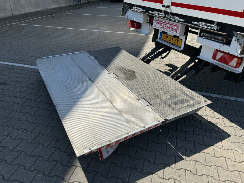 Groenewegen DRO-14-18 B / Box / Laadklep / Stuuras / APK 08-26 - Koffer Auflieger: das Bild 5 Groenewegen DRO-14-18 B / Box / Laadklep / Stuuras / APK 08-26 - Koffer Auflieger: das Bild 5