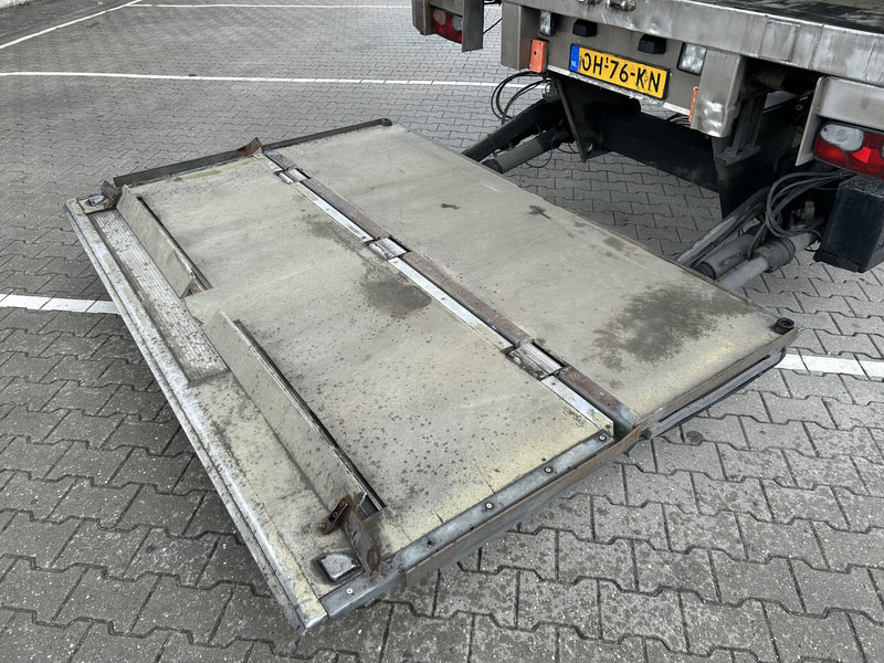 H.T.F HZO 39 / Heiwo / Isolated Box / Steer + Lift Axle / Loadlift 2500 kg - Koffer Auflieger: das Bild 5 H.T.F HZO 39 / Heiwo / Isolated Box / Steer + Lift Axle / Loadlift 2500 kg - Koffer Auflieger: das Bild 5