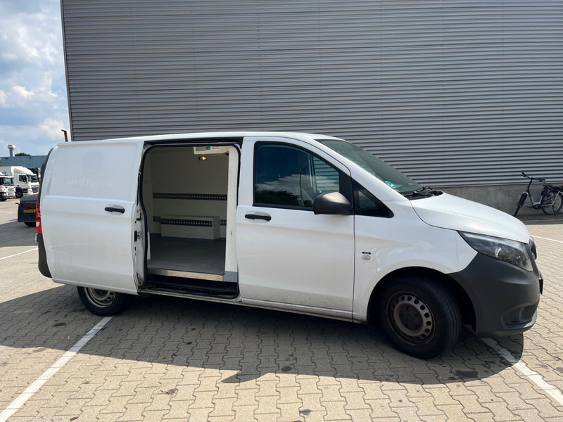 Mercedes-Benz Vito 114 CDI / L2H1 / Frigo / Gekoelde laadbak / APK-TUV 05-26 - Kühltransporter: das Bild 3 Mercedes-Benz Vito 114 CDI / L2H1 / Frigo / Gekoelde laadbak / APK-TUV 05-26 - Kühltransporter: das Bild 3