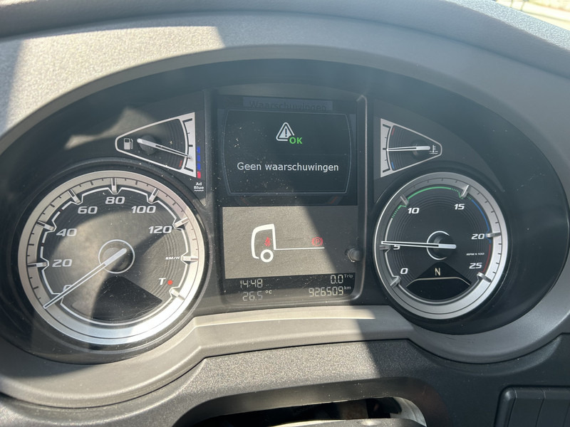 DAF XF 450 FT Space Cab / 926 dkm / Tacho V2 / Stand Klima / APK TUV 11-25 - Sattelzugmaschine: das Bild 4 DAF XF 450 FT Space Cab / 926 dkm / Tacho V2 / Stand Klima / APK TUV 11-25 - Sattelzugmaschine: das Bild 4