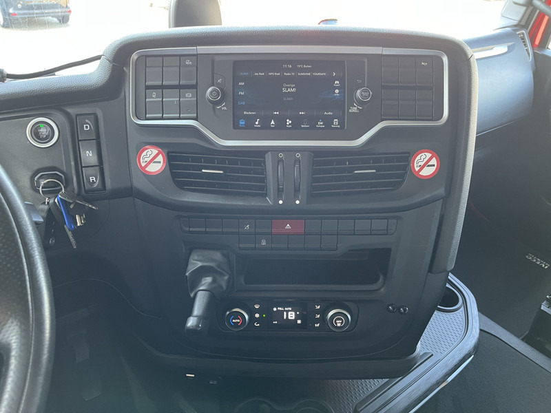 Iveco S-Way AT 420 / Full LED / 569 dkm / 2 Tanks / 2 Fridge / APK TUV 03-26 - Sattelzugmaschine: das Bild 5 Iveco S-Way AT 420 / Full LED / 569 dkm / 2 Tanks / 2 Fridge / APK TUV 03-26 - Sattelzugmaschine: das Bild 5