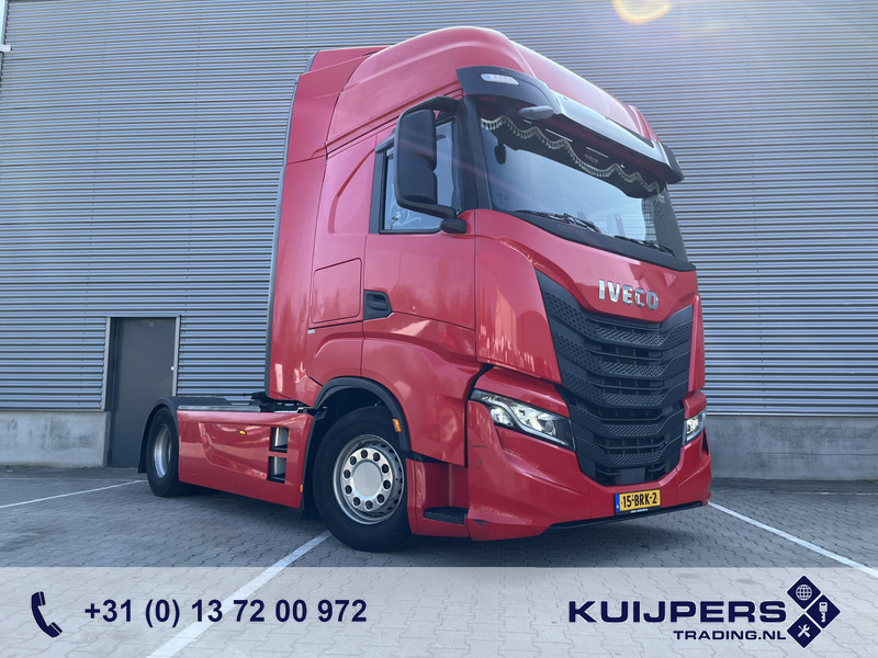 Iveco S-Way AT 420 / Full LED / 569 dkm / 2 Tanks / 2 Fridge / APK TUV 03-26 - Sattelzugmaschine: das Bild 1 Iveco S-Way AT 420 / Full LED / 569 dkm / 2 Tanks / 2 Fridge / APK TUV 03-26 - Sattelzugmaschine: das Bild 1