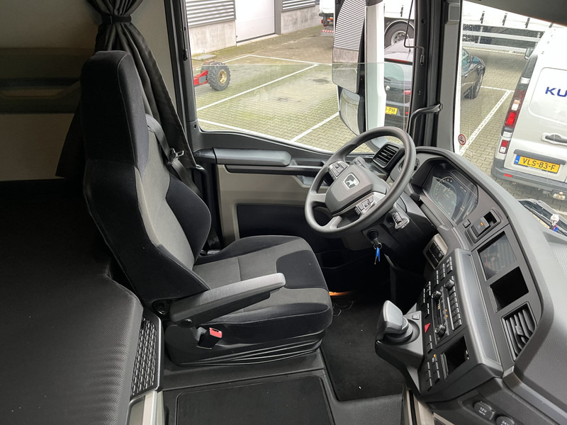 MAN TGX 18.470 GX / ZF Retarder / Full LED / 2 Tanks / APK TUV 01-26 - Sattelzugmaschine: das Bild 3 MAN TGX 18.470 GX / ZF Retarder / Full LED / 2 Tanks / APK TUV 01-26 - Sattelzugmaschine: das Bild 3