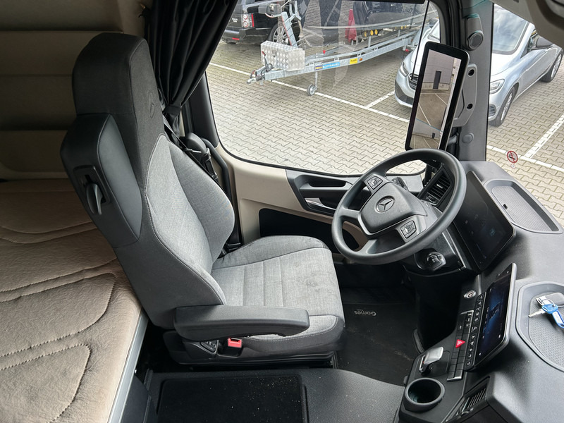 Mercedes-Benz Actros 1840 StreamSpace LS / New Tacho V2 / APK TUV 04-26 - Sattelzugmaschine: das Bild 3 Mercedes-Benz Actros 1840 StreamSpace LS / New Tacho V2 / APK TUV 04-26 - Sattelzugmaschine: das Bild 3