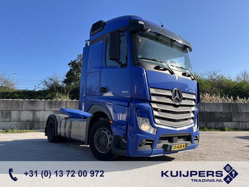 Mercedes-Benz Actros 1842 Streamspace / 840 dkm / 2 Tanks / NL Truck - Sattelzugmaschine: das Bild 1 Mercedes-Benz Actros 1842 Streamspace / 840 dkm / 2 Tanks / NL Truck - Sattelzugmaschine: das Bild 1